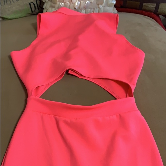 Mini dress - Picture 2 of 2